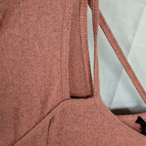 Derek heart Large Strappy Sweater - Picture 3 of 7